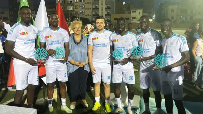 Gaziantep FK'nın yıldızı Badou N'Diaye'den duyarlı hareket